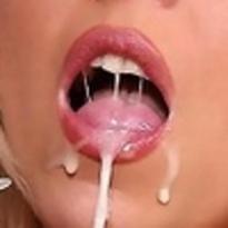 What's the name of this pornstar?