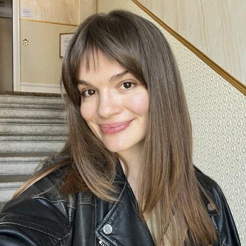 What's the name of this pornstar?
