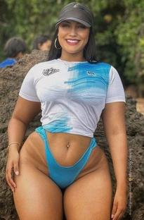 What's the name of this pornstar?