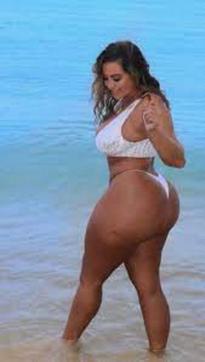 What's the name of this pornstar?