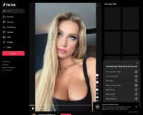 What's the name of this pornstar?