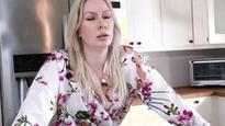 What's the name of this pornstar?