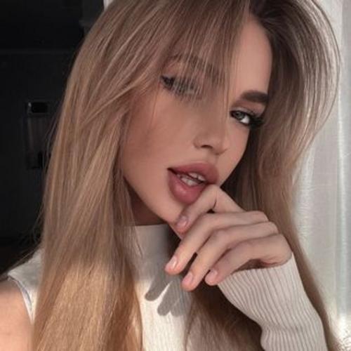 What's the name of this pornstar?