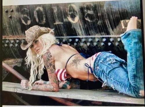 What's the name of this pornstar?