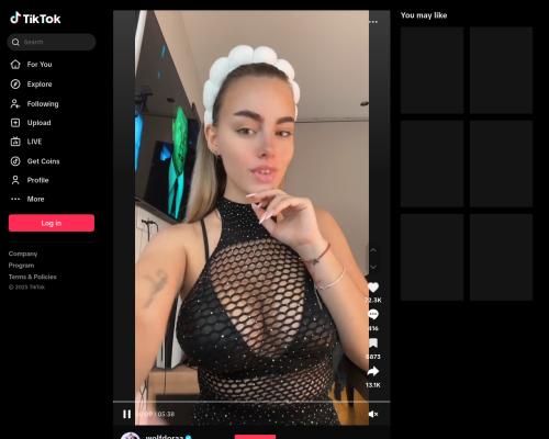 What's the name of this pornstar?