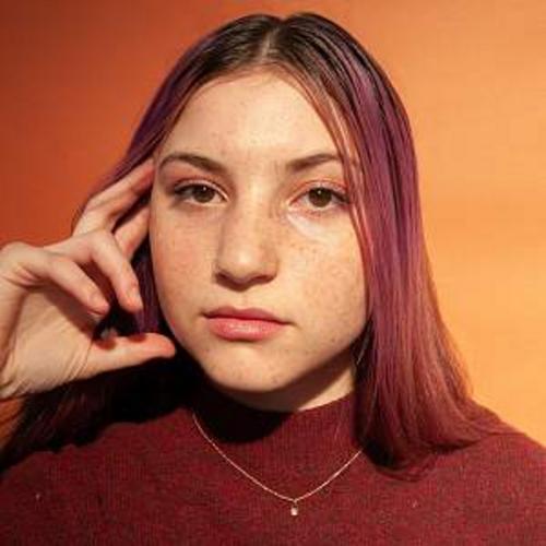 What's the name of this pornstar?