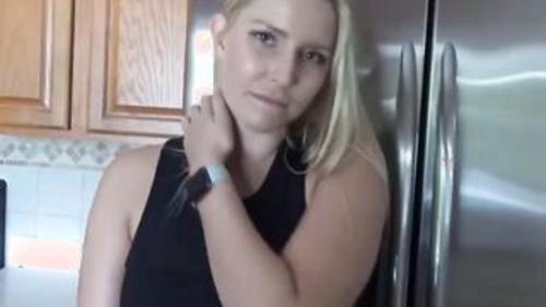 What's the name of this pornstar?