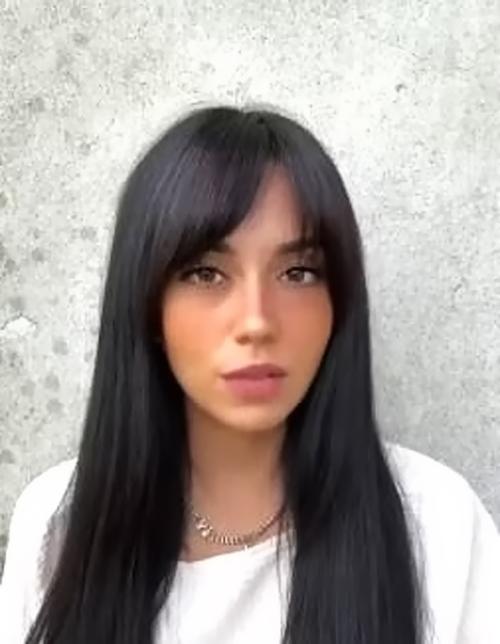 What's the name of this pornstar?