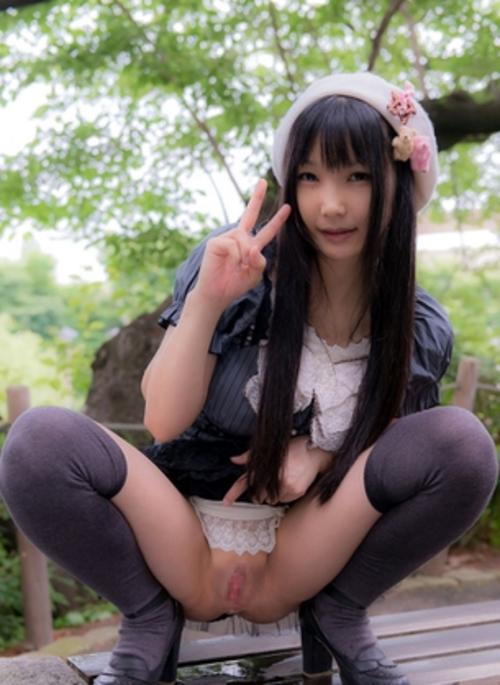 Name of this pretty girl??