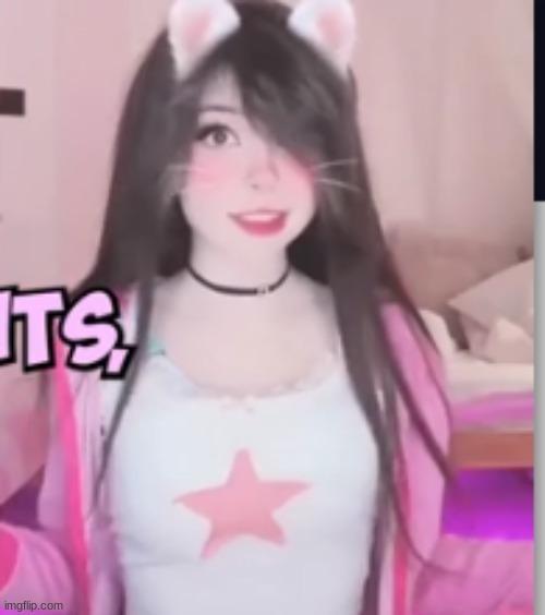 who is this girl doing boxxy duets