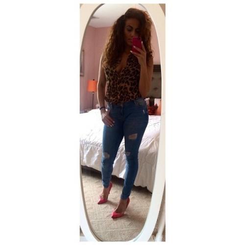 What's the name of this pornstar?