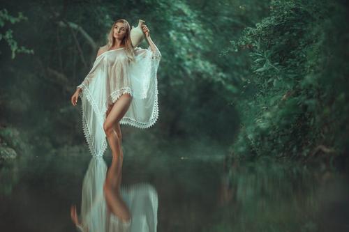 What's the name of this pornstar?