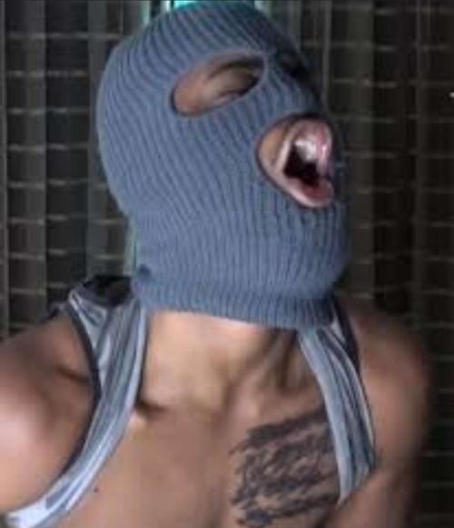 Branden Richards https://www.iafd.com/person.rme/perfid=brandenrichards/gender=m/branden-richards.htm#scenepairings