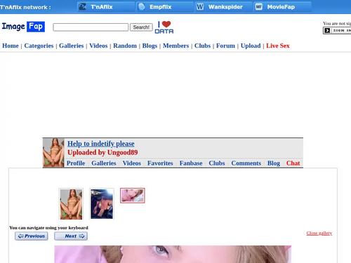 Who is this blonde eating cum? 