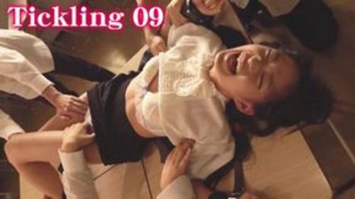 What's the name of this pornstar?