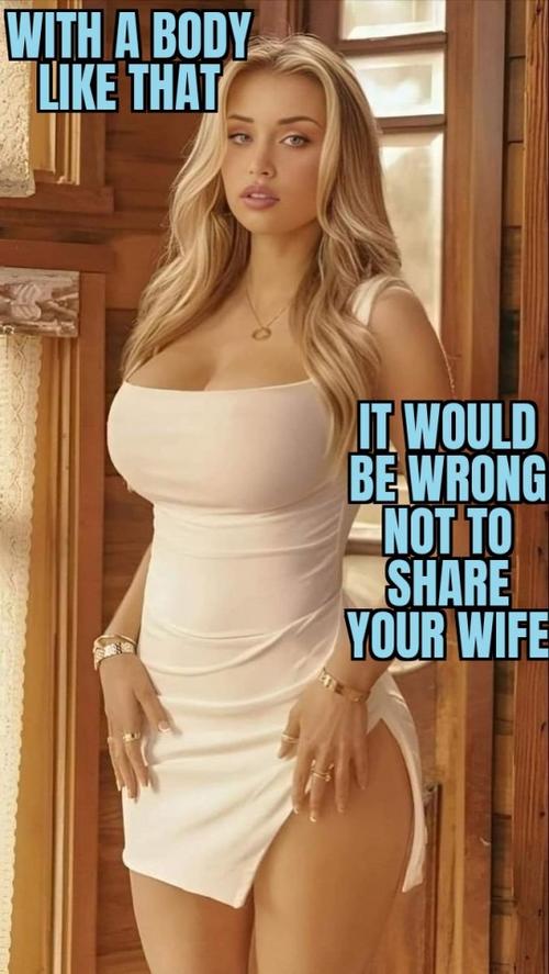 Mikayla Demaiter ex-hockey player 

https://www.instagram.com/mikaylademaiter/