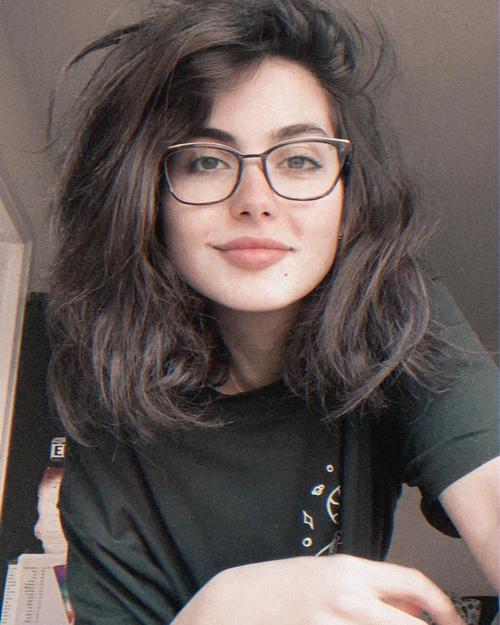 What's the name of this pornstar?