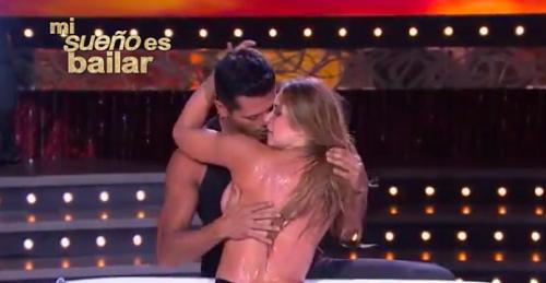 Whats this girl name? Source? Video link?