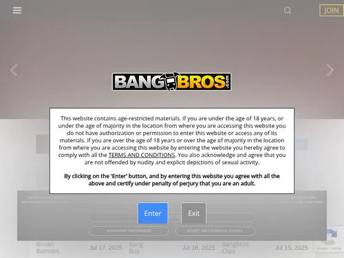 What's the name of this pornstar?