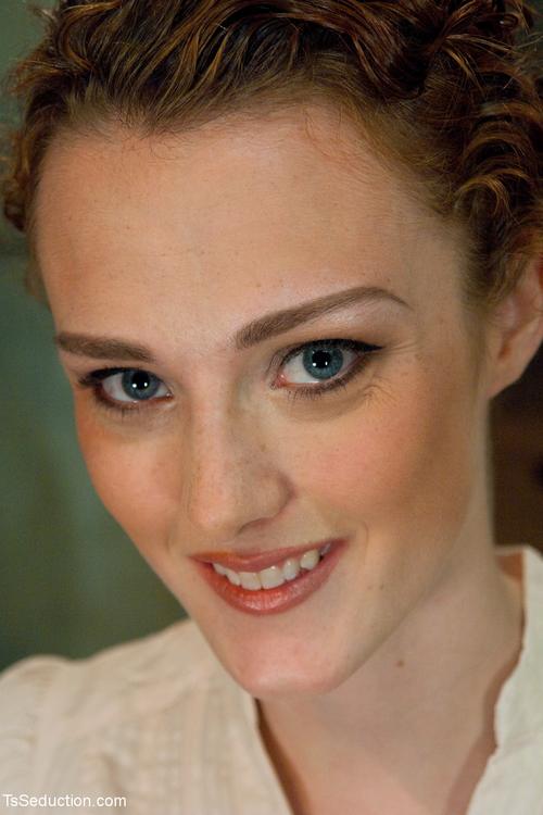 What's the name of this pornstar?