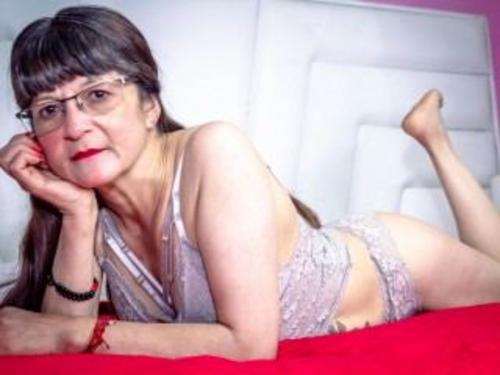 What's the name of this pornstar?