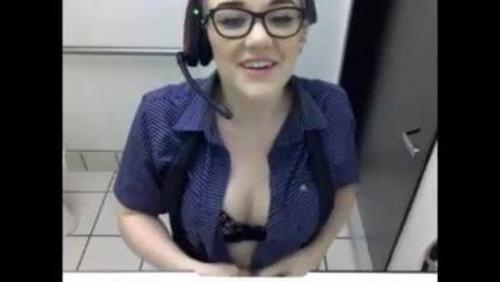Whats the name of this girl? She works at McDonalds? 