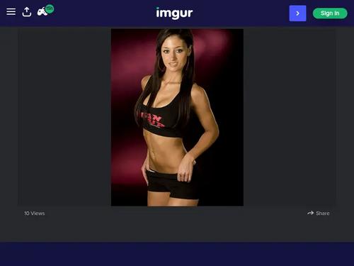 What's the name of this pornstar?