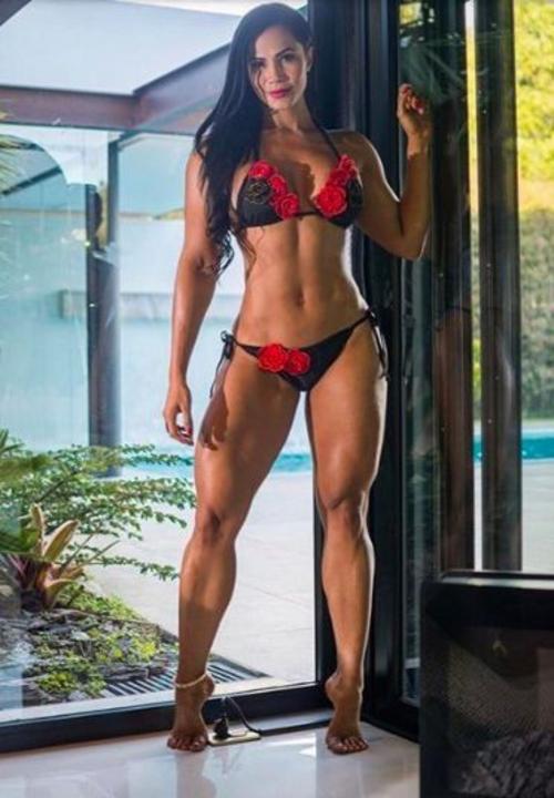 Whats the name of this porn star and source please?