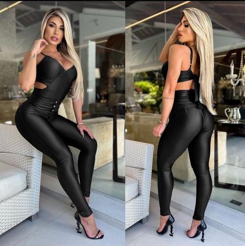 What's the name of this pornstar?