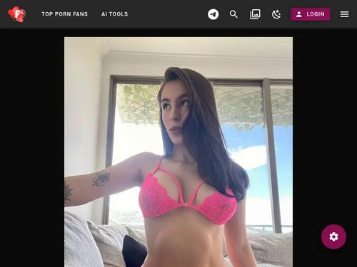 What's the name of this pornstar?