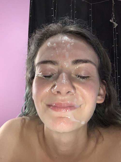 What's the name of this pornstar?