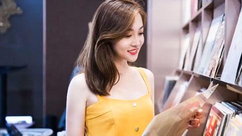 What's the name of this pornstar?