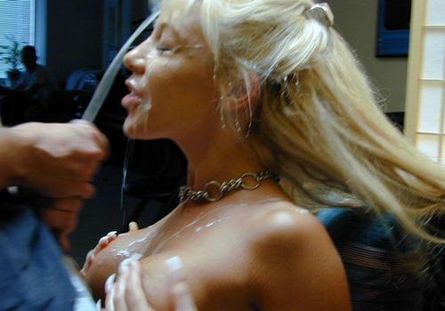 What's the name of this pornstar?