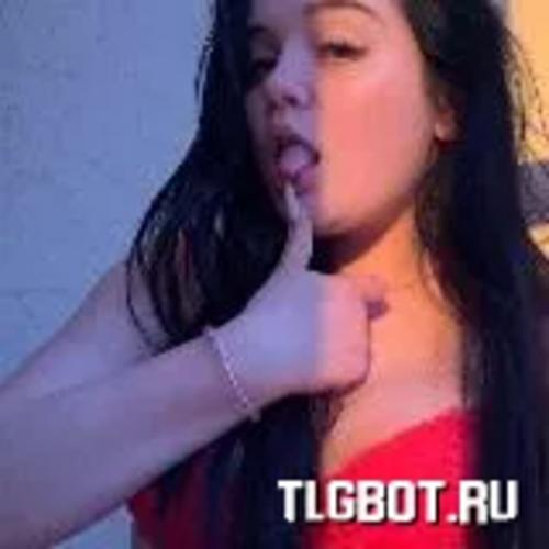 What's the name of this pornstar?