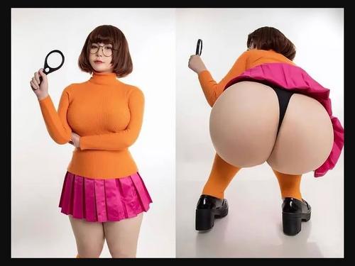 What's the name of this pornstar?