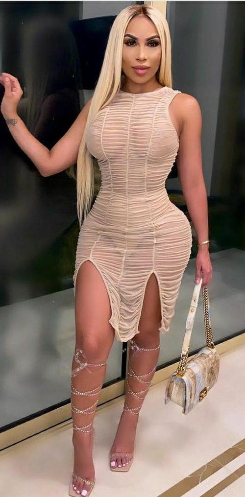 What's the name of this pornstar?