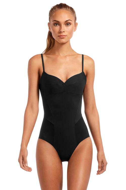 Name of this hot bikini chic 