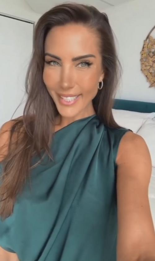 What's the name of this pornstar?