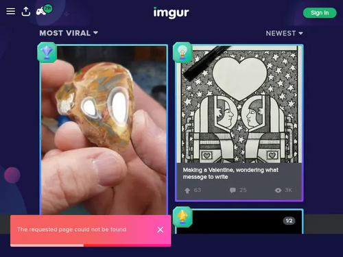 Can anyone name the middle pornstar please