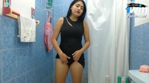 What's the name of this pornstar?