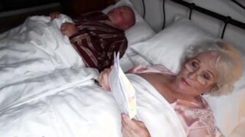 What's the name of this pornstar?