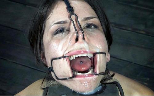 What's the name of this pornstar?