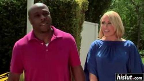 What's the name of this pornstar?