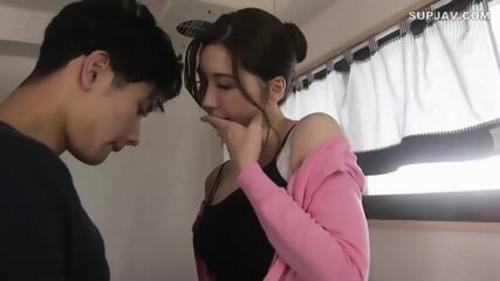 What's the name of this pornstar?