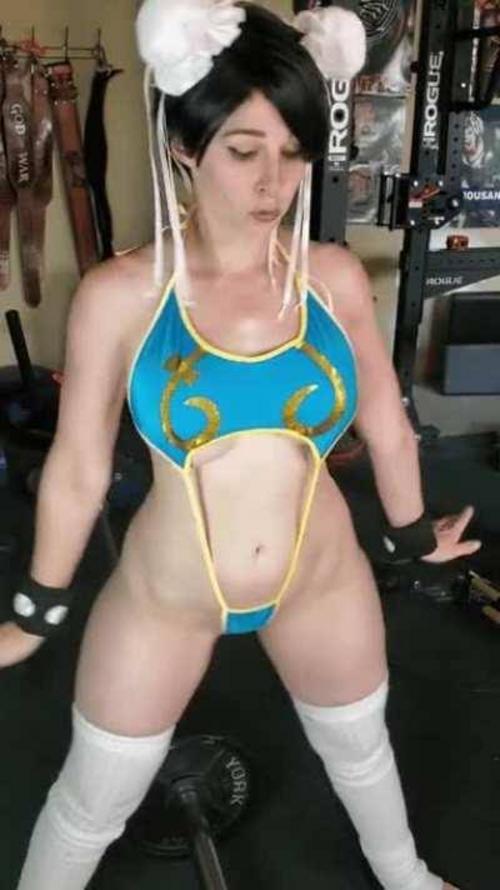 What's the name of this pornstar?