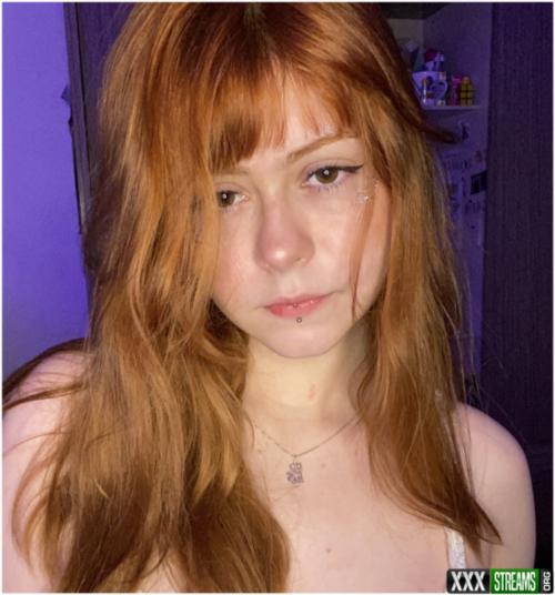 What's the name of this pornstar?