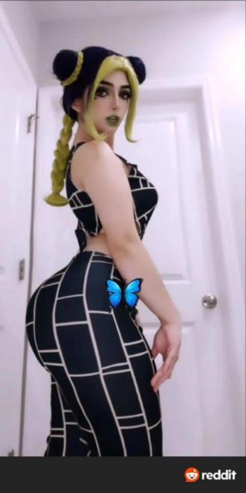 What's the name of this pornstar?