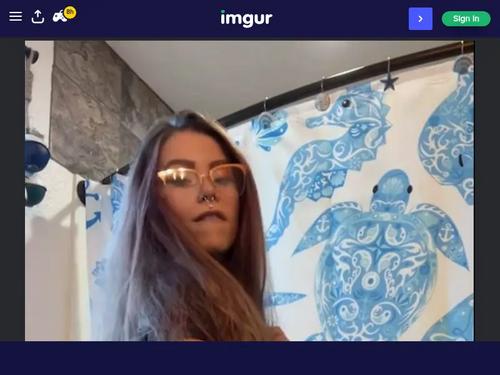 What's the name of this pornstar?