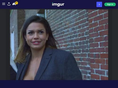 What's the name of this pornstar?