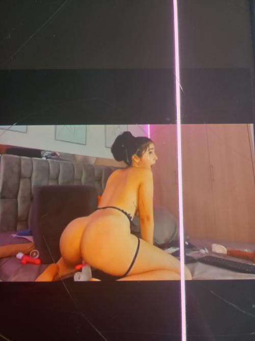 What's the name of this pornstar?